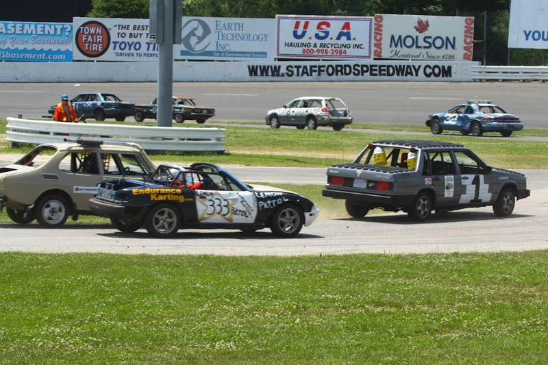 Illustration for article titled The 24 Hours Of LeMons New England 2009 Über Gallery, Part 1